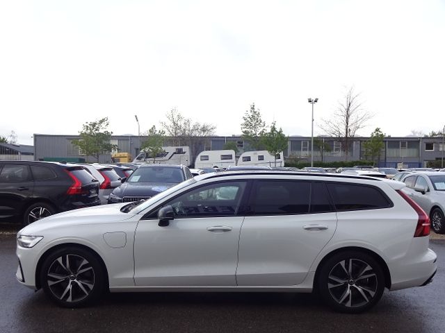 Volvo  T8 R Design Plug-In AWD AHK HUD ACC PANO