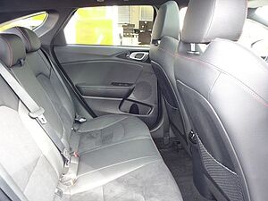 Kia  ProCeed 1,6 GT AT Bastuck Pano Komfort ACC