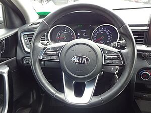 Kia  Ceed Sportswagon 1,4T Vision AT Navi Kamera DAB