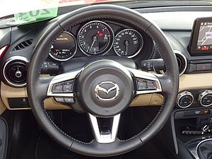Mazda  2,0 Selection Design & Actives. Paket BOSE
